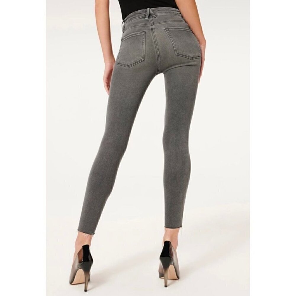 NWT Good American Good Waist Crop Raw Hem Jeans - Size 6 / 28 - Picture 8 of 10